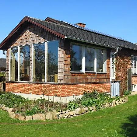 Bed + / - Breakfast I Bed & Breakfast